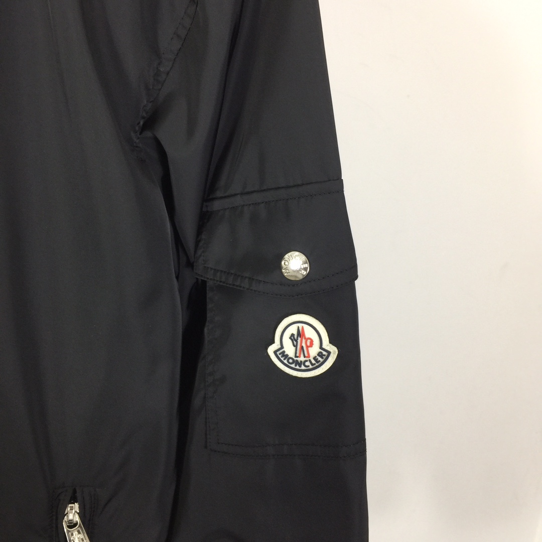 Moncler Etiache Rain Jacket - DesignerGu