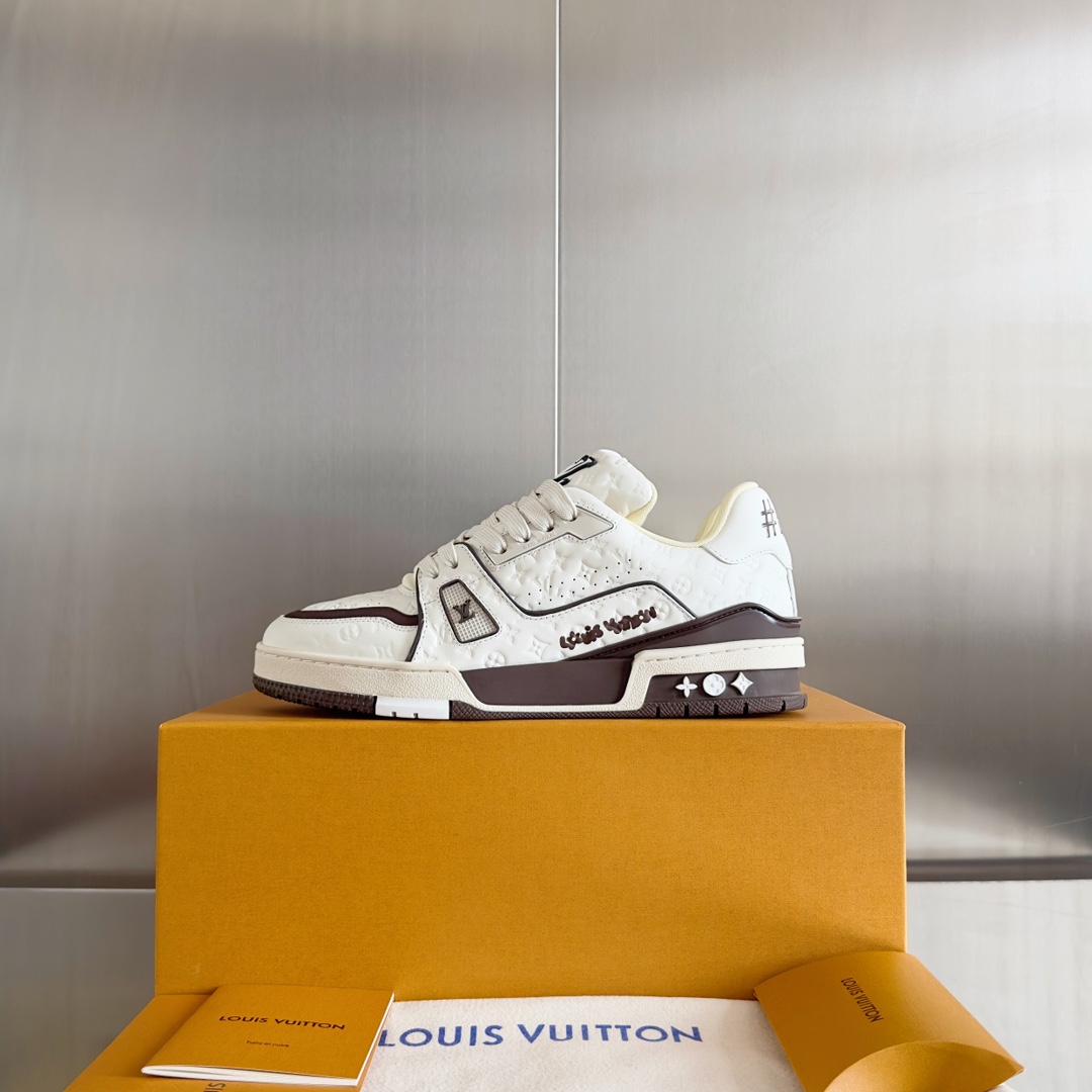 Louis Vuitton LV Trainer Sneaker  - DesignerGu