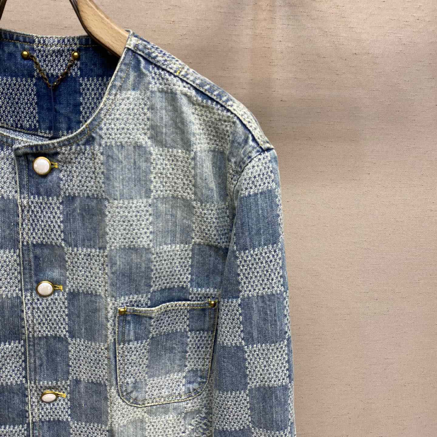 Louis Vuitton Damier Denim Chic Jacket    1AFHU7 - DesignerGu