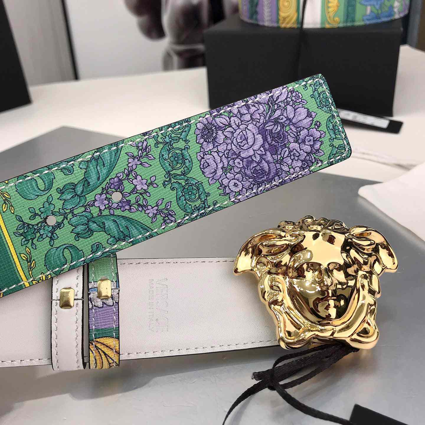 Versace Reversible Barocco Medusa Leather Belt   40mm - DesignerGu