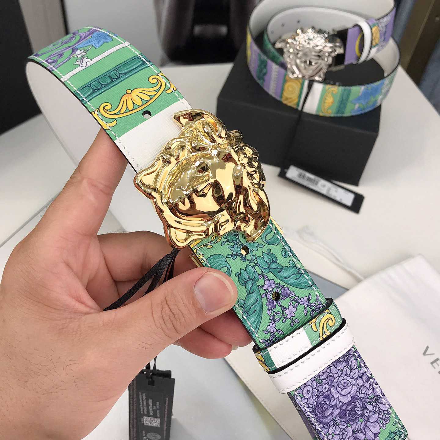 Versace Reversible Barocco Medusa Leather Belt   40mm - DesignerGu