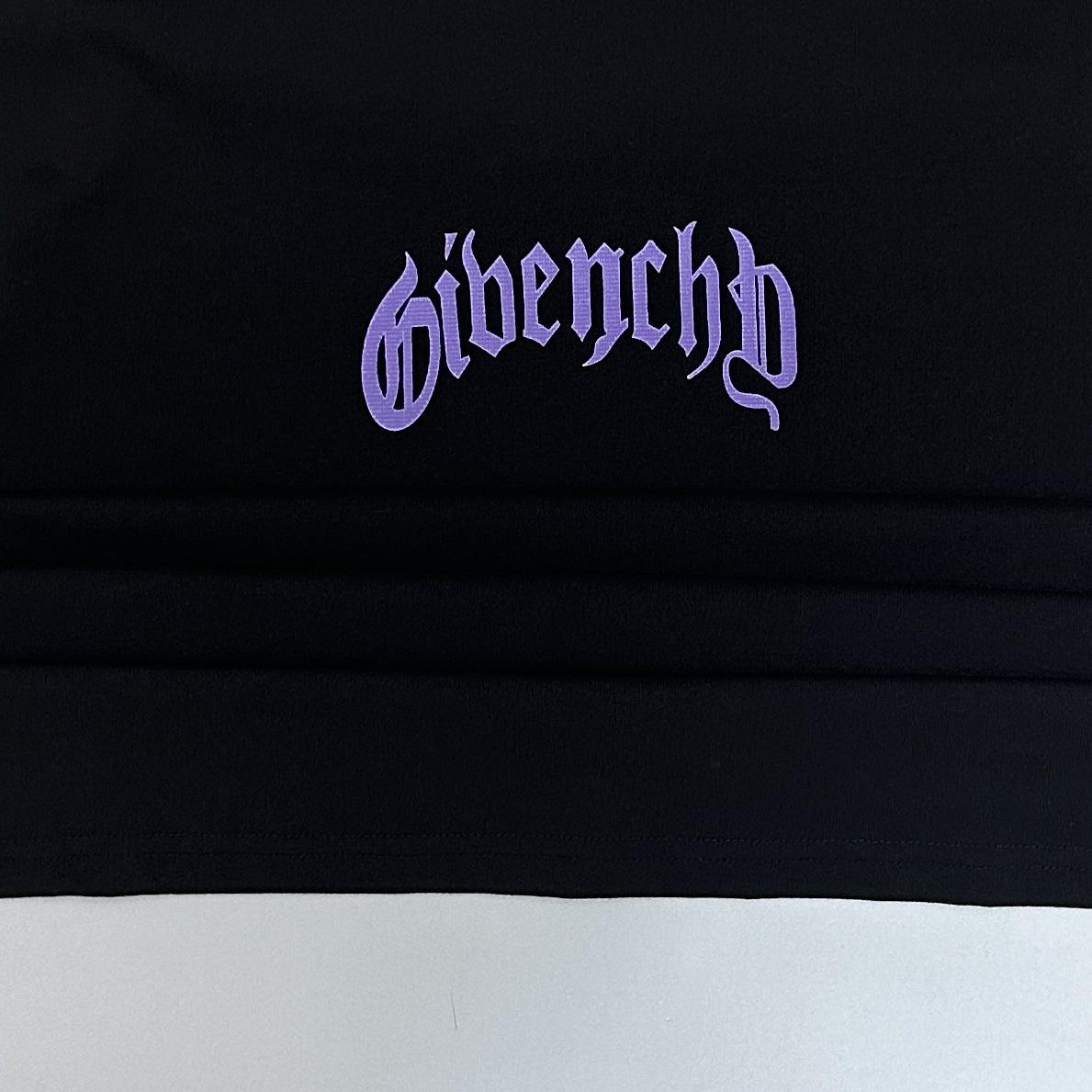 Givenchy Boxy Fit T-shirt In Cotton With Reflective Artwork - DesignerGu