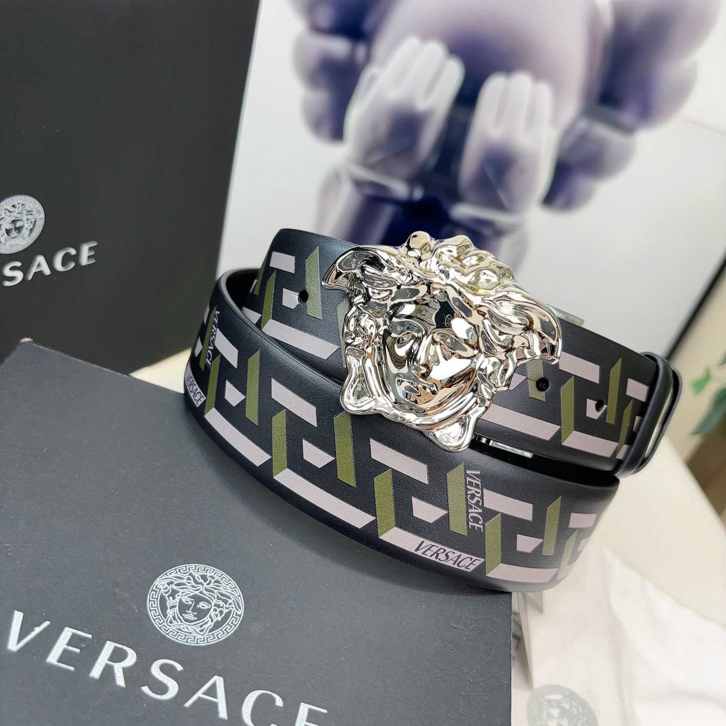 Versace Reversible Leather Belt    40mm - DesignerGu