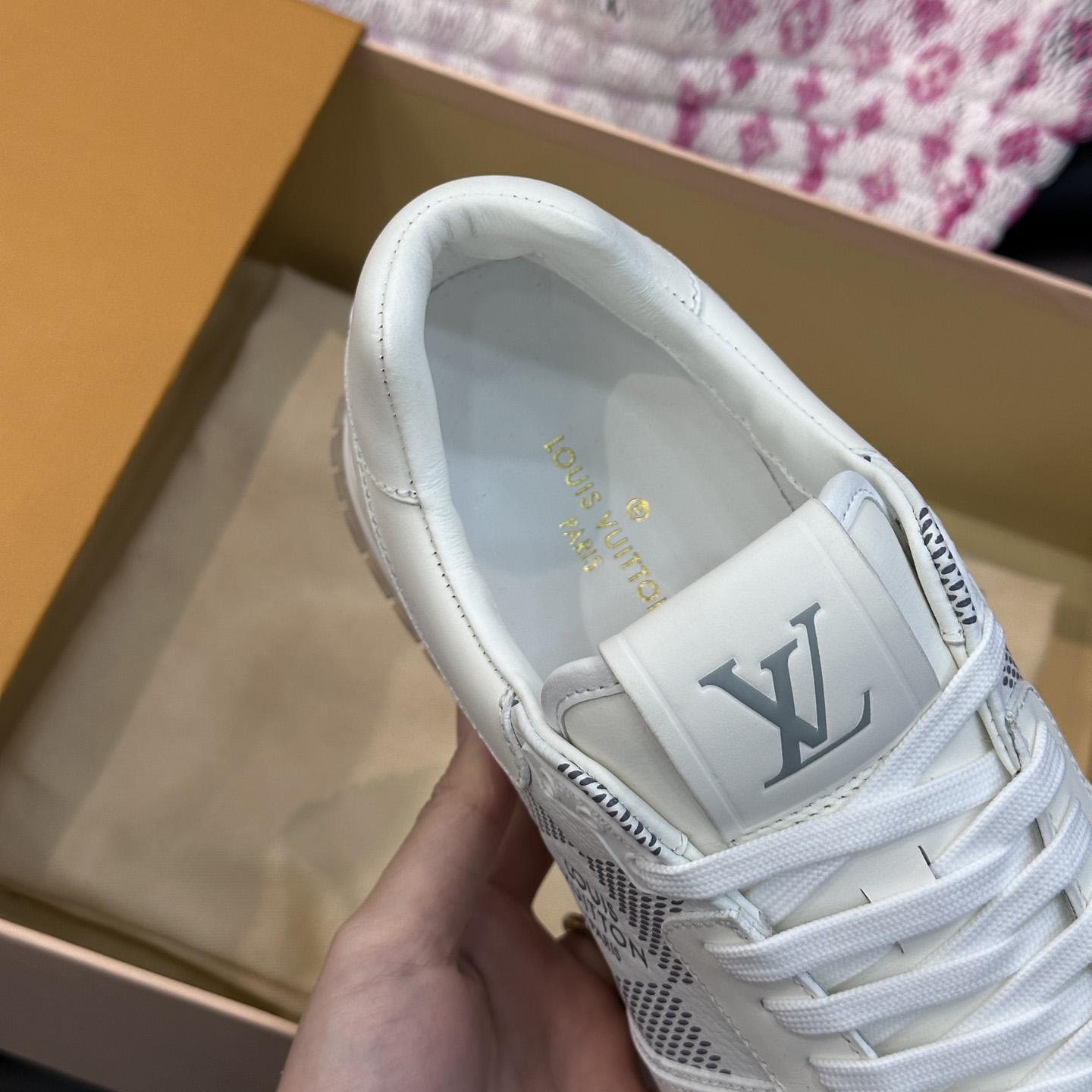 Louis Vuitton Run Away Sneaker      - DesignerGu