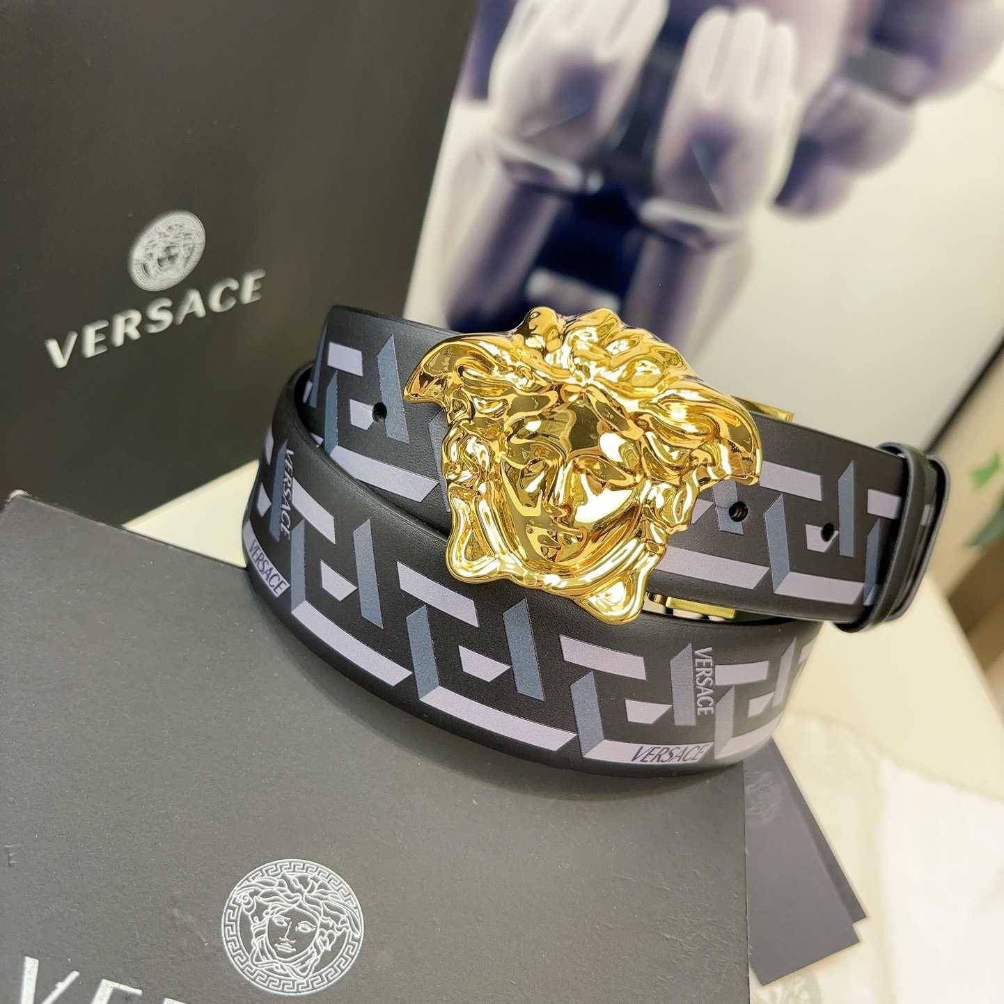 Versace Reversible Leather Belt    40mm - DesignerGu