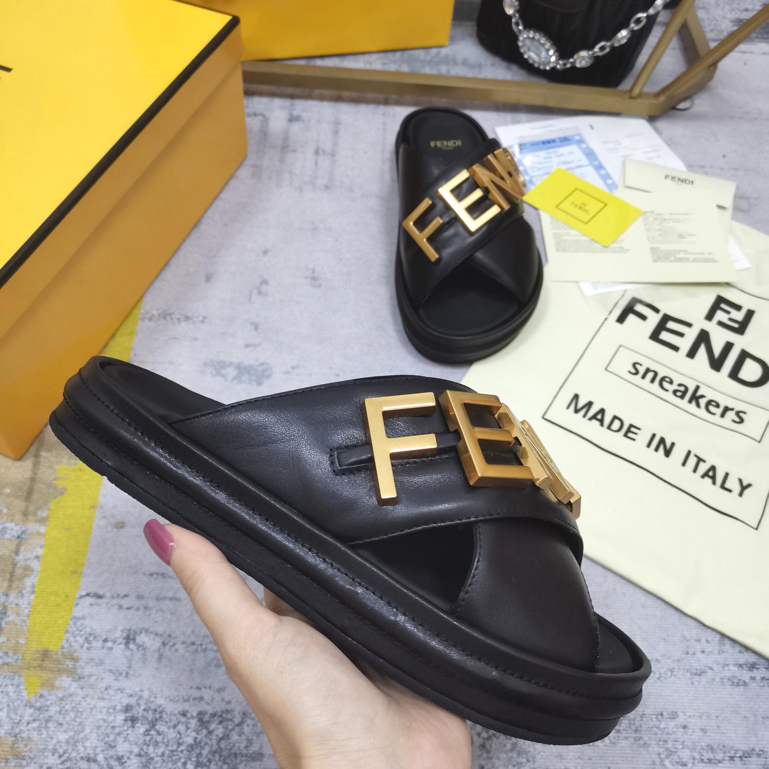 Fendi Slides - DesignerGu