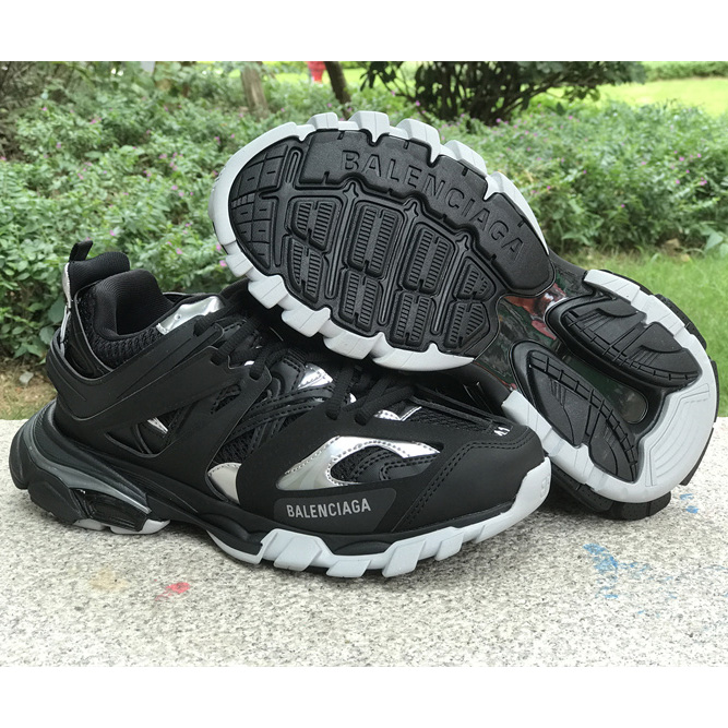 Balenciaga Track 3.0 Sneakers  - DesignerGu