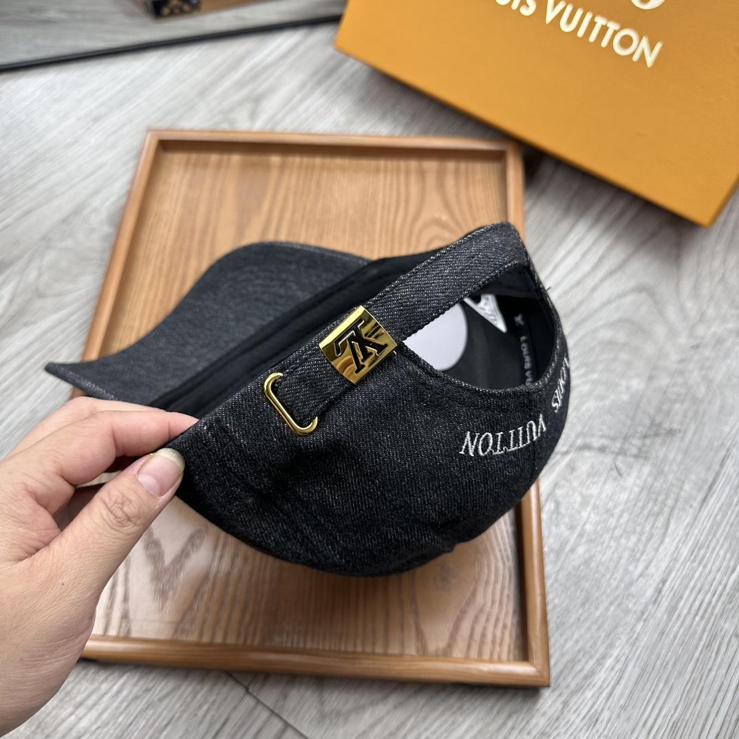 Louis Vuitton Cap - DesignerGu