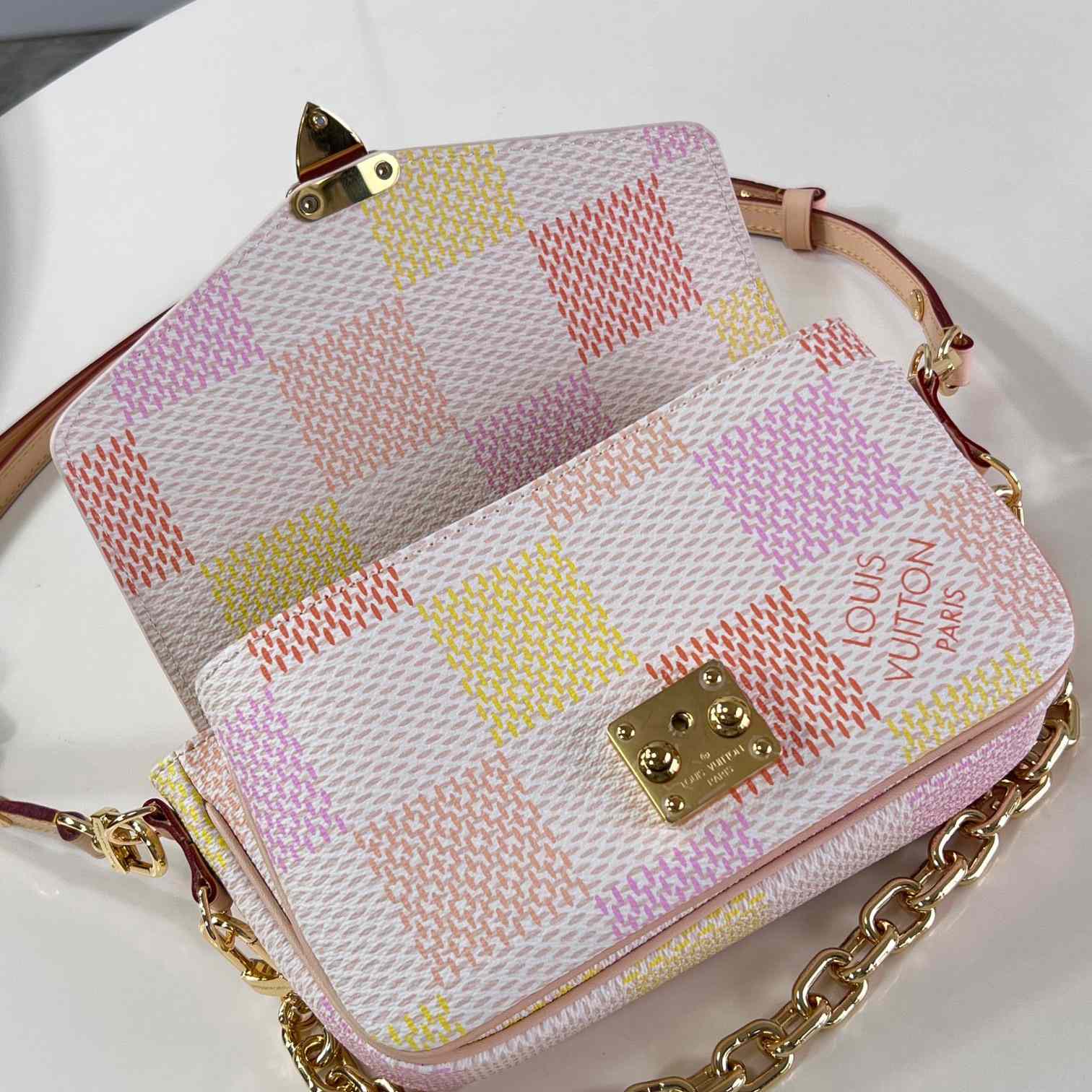 Louis Vuitton Pochette Métis East West    N40749 - DesignerGu