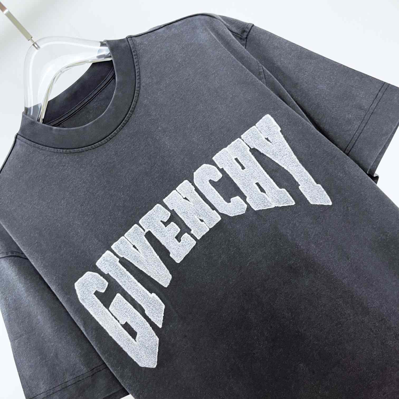 Givenchy Slim fit T-shirt In Cotton  - DesignerGu