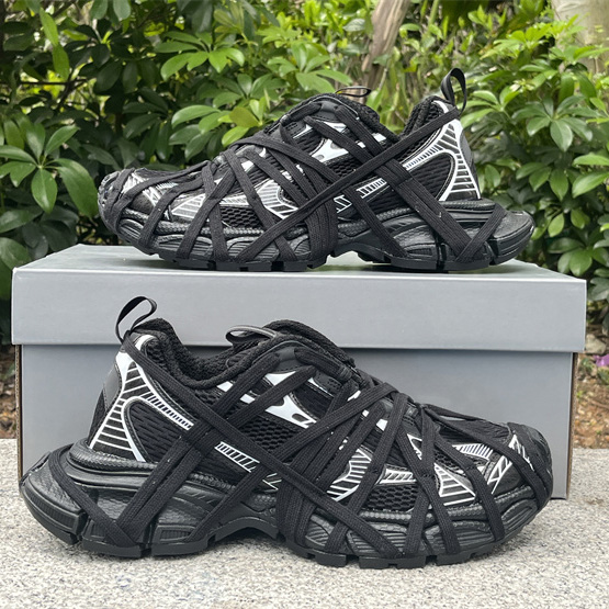 Balenciaga 3XL Sneaker  - DesignerGu