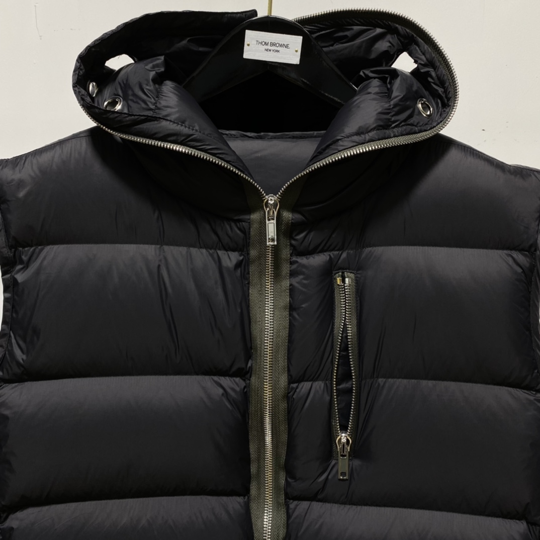 Rick Owens Gimp Hooded Vest - DesignerGu