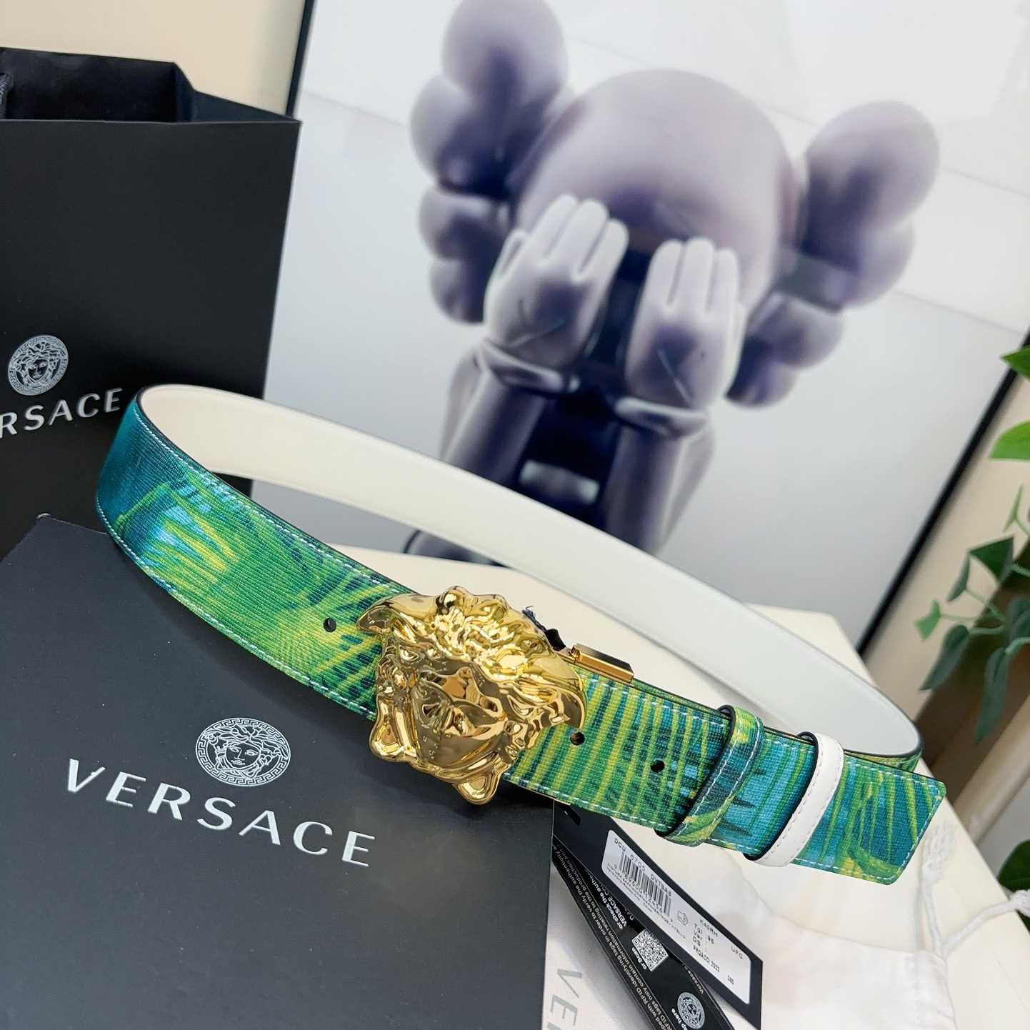 Versace Tiger La Medusa Leather Belt   40mm - DesignerGu