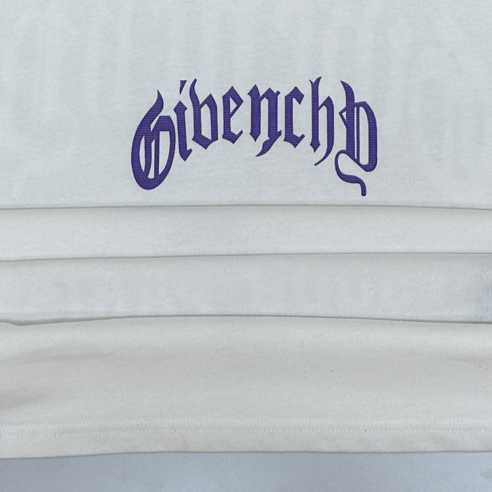 Givenchy Boxy Fit T-shirt In Cotton With Reflective Artwork - DesignerGu