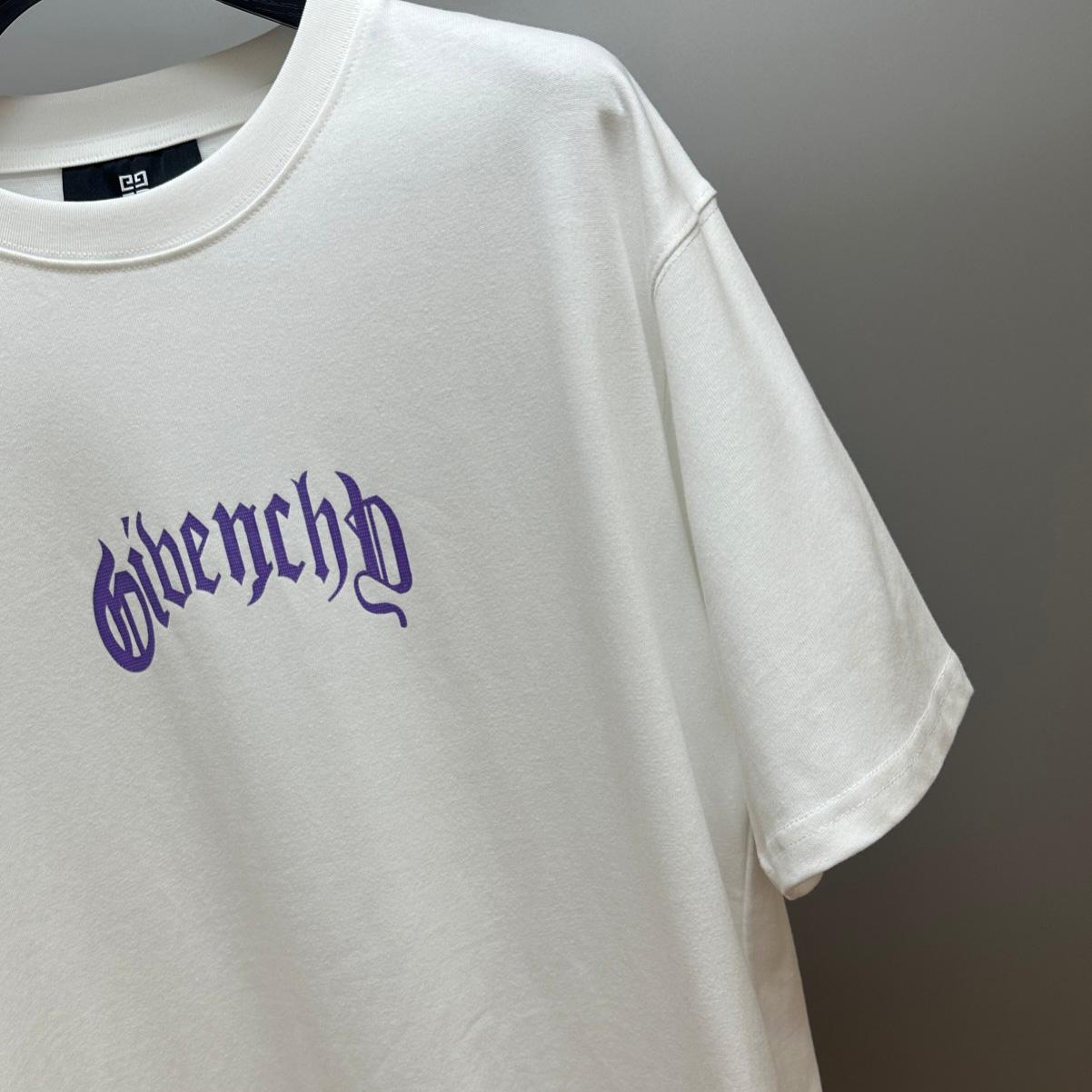 Givenchy Boxy Fit T-shirt In Cotton With Reflective Artwork - DesignerGu