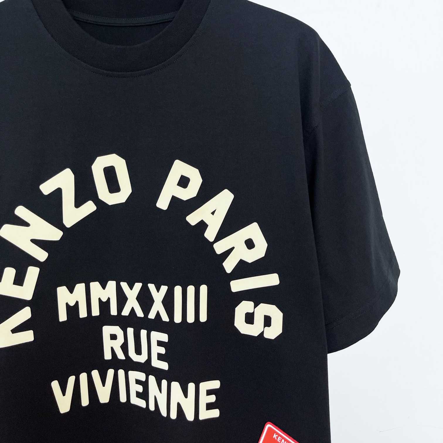 Kenzo Rue Vivienne Crewneck T-Shirt - DesignerGu