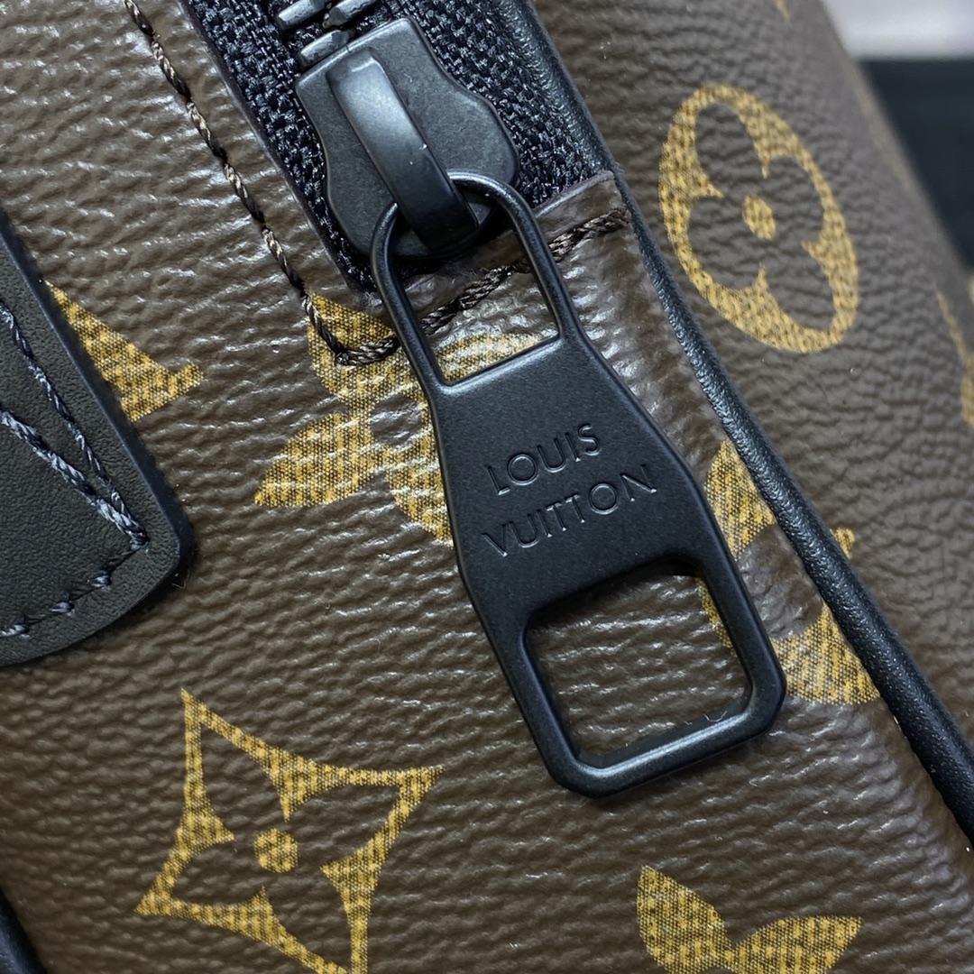 Louis Vuitton Quest Messenger  M46973 - DesignerGu