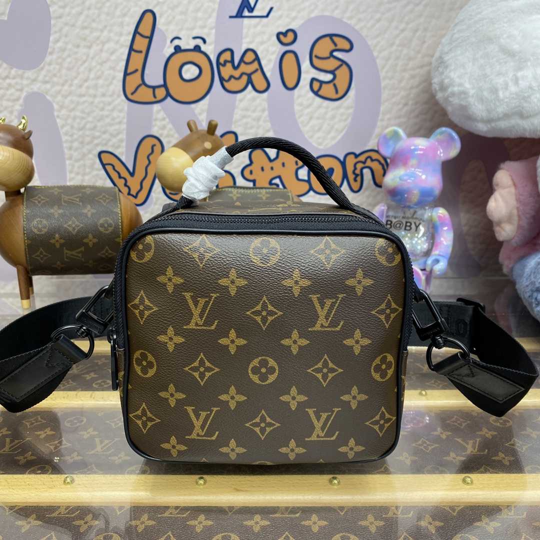 Louis Vuitton Quest Messenger  M46973 - DesignerGu