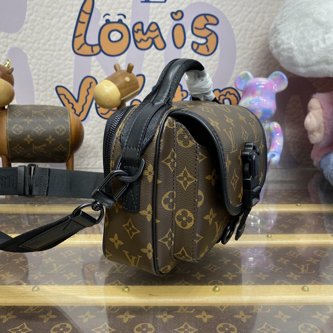 Louis Vuitton Quest Messenger  M46973 - DesignerGu