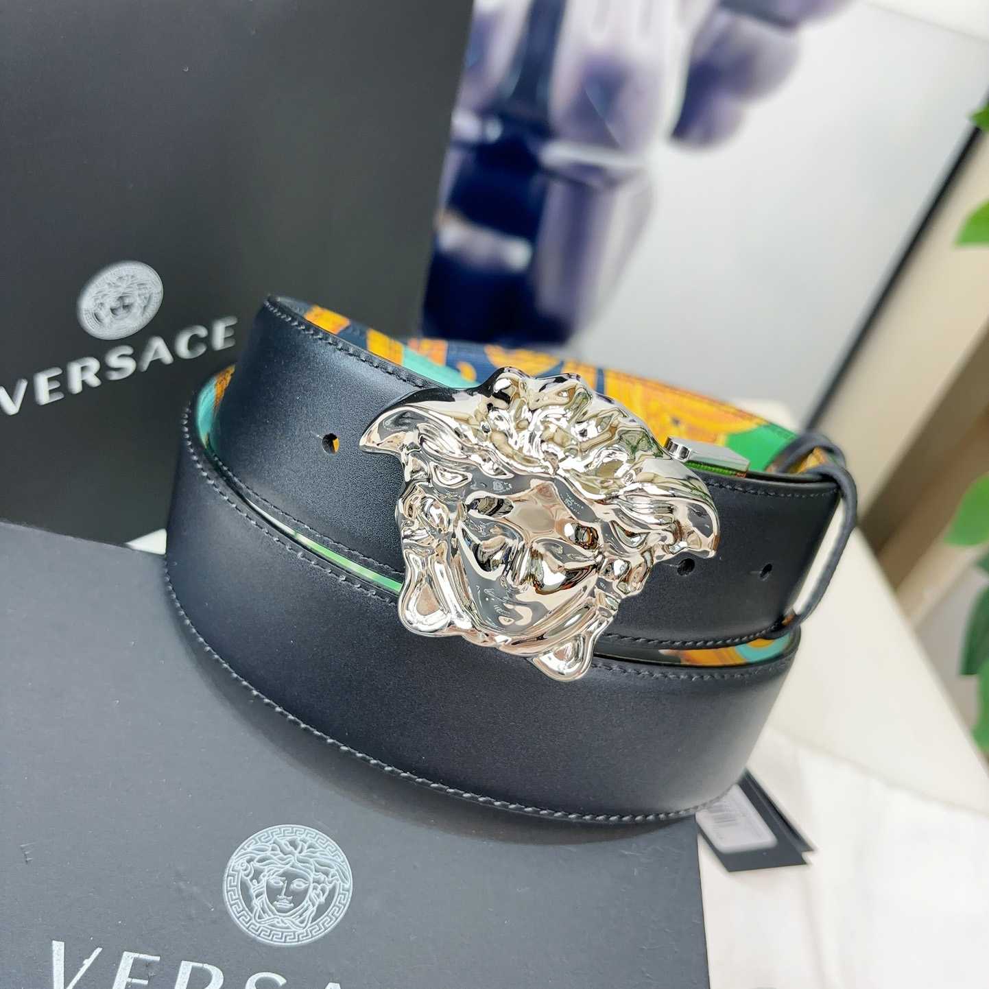 Versace Barocco Reversible Leather Belt    40mm - DesignerGu