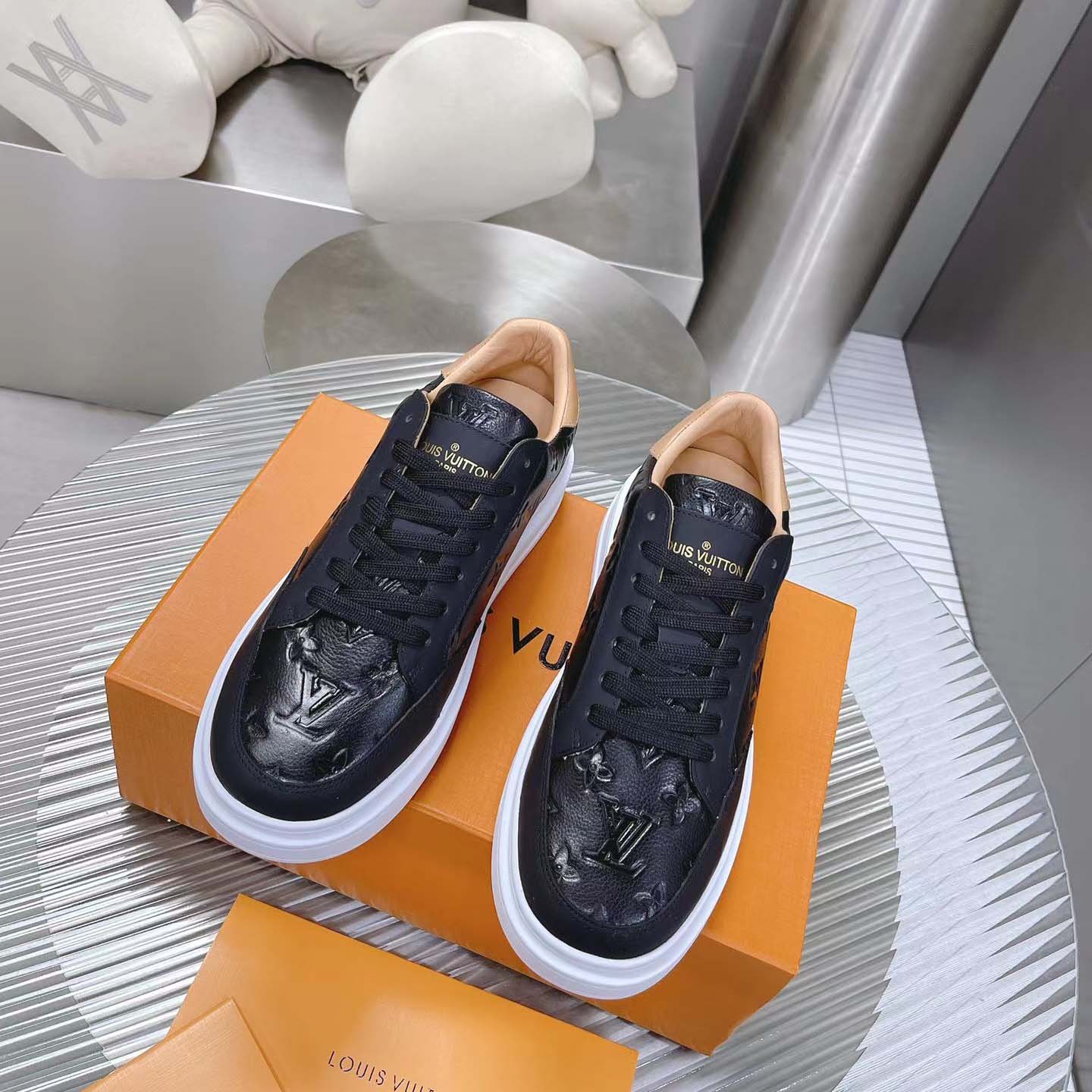 Louis Vuitton Beverly Hills Sneaker    1A8V45 - DesignerGu