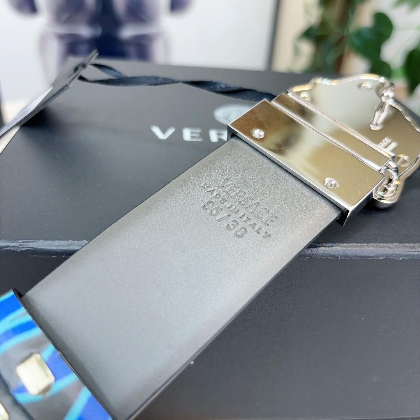 Versace Leather Belt   40mm - DesignerGu