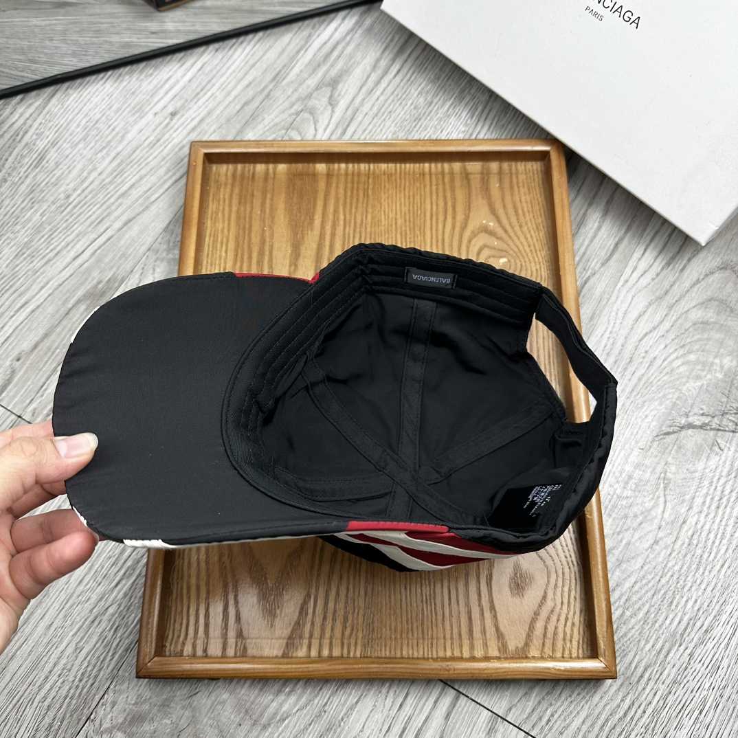 Balenciaga Cap - DesignerGu