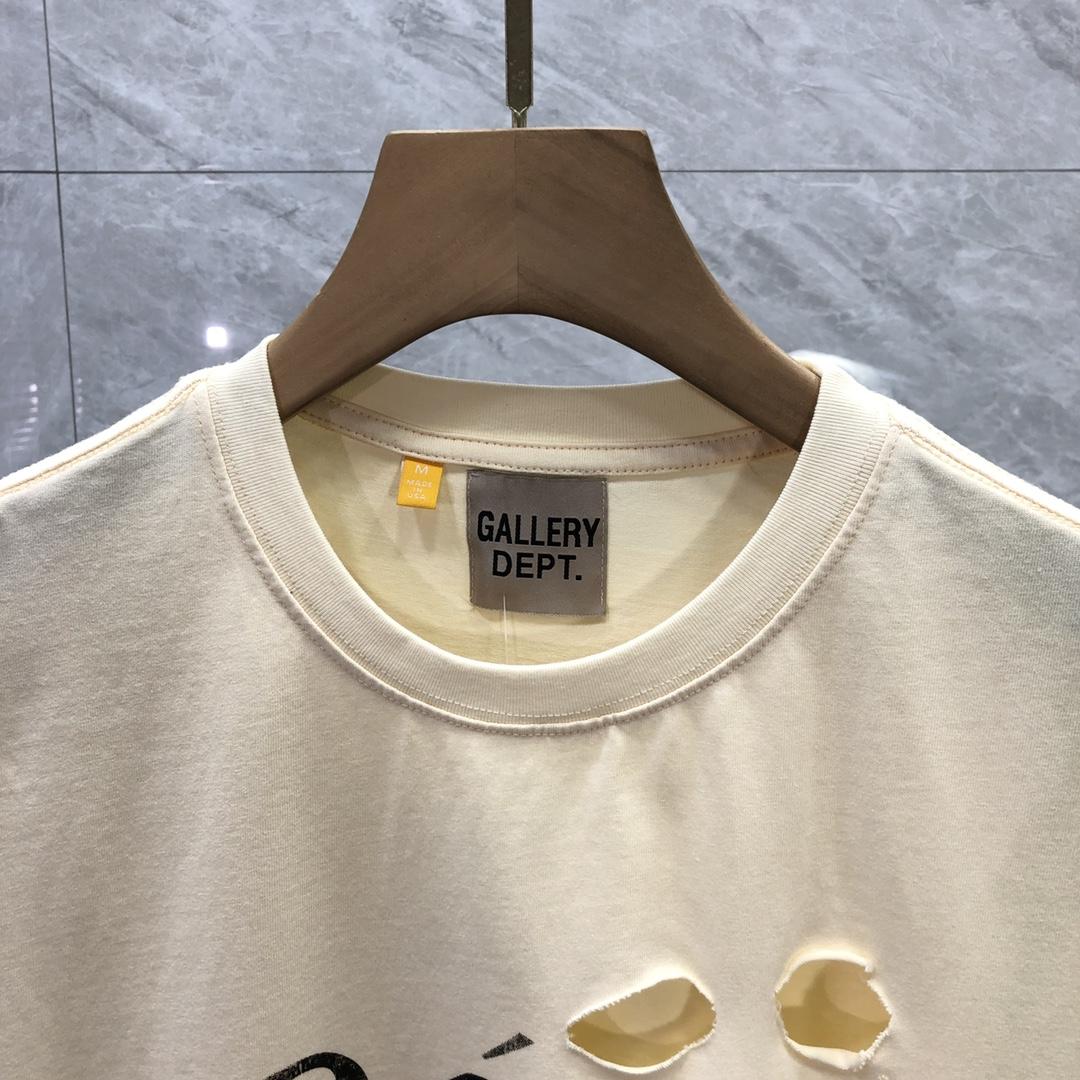 Gallery Dept. 'Dept' Sleeveless Crew Cream Tee - DesignerGu