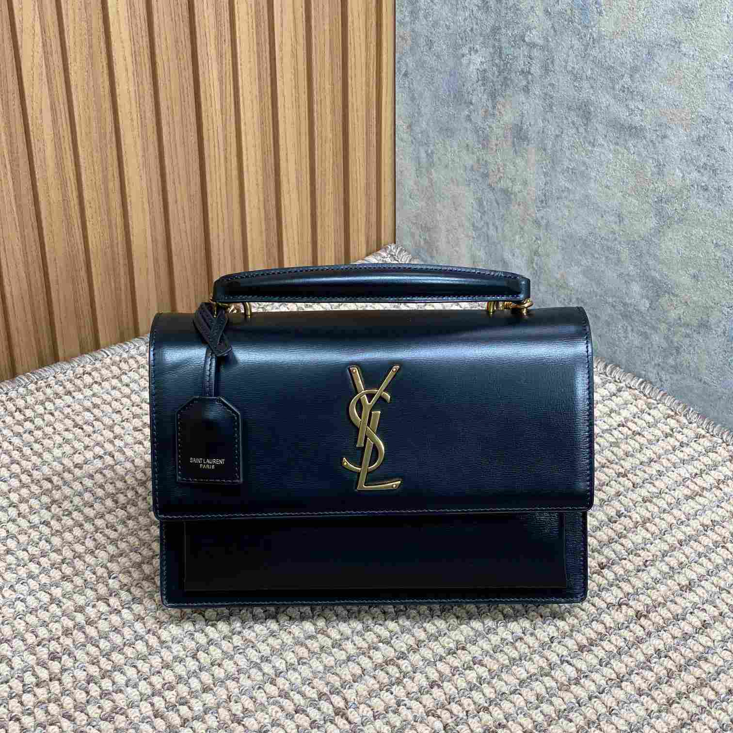 Saint Laurent Women Sunset Medium Leather Shoulder Bag （25*18*7cm） - DesignerGu