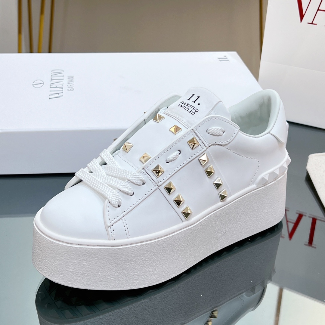 Valenti Flatform Rockstud Untitled Sneaker In Calfskin - DesignerGu