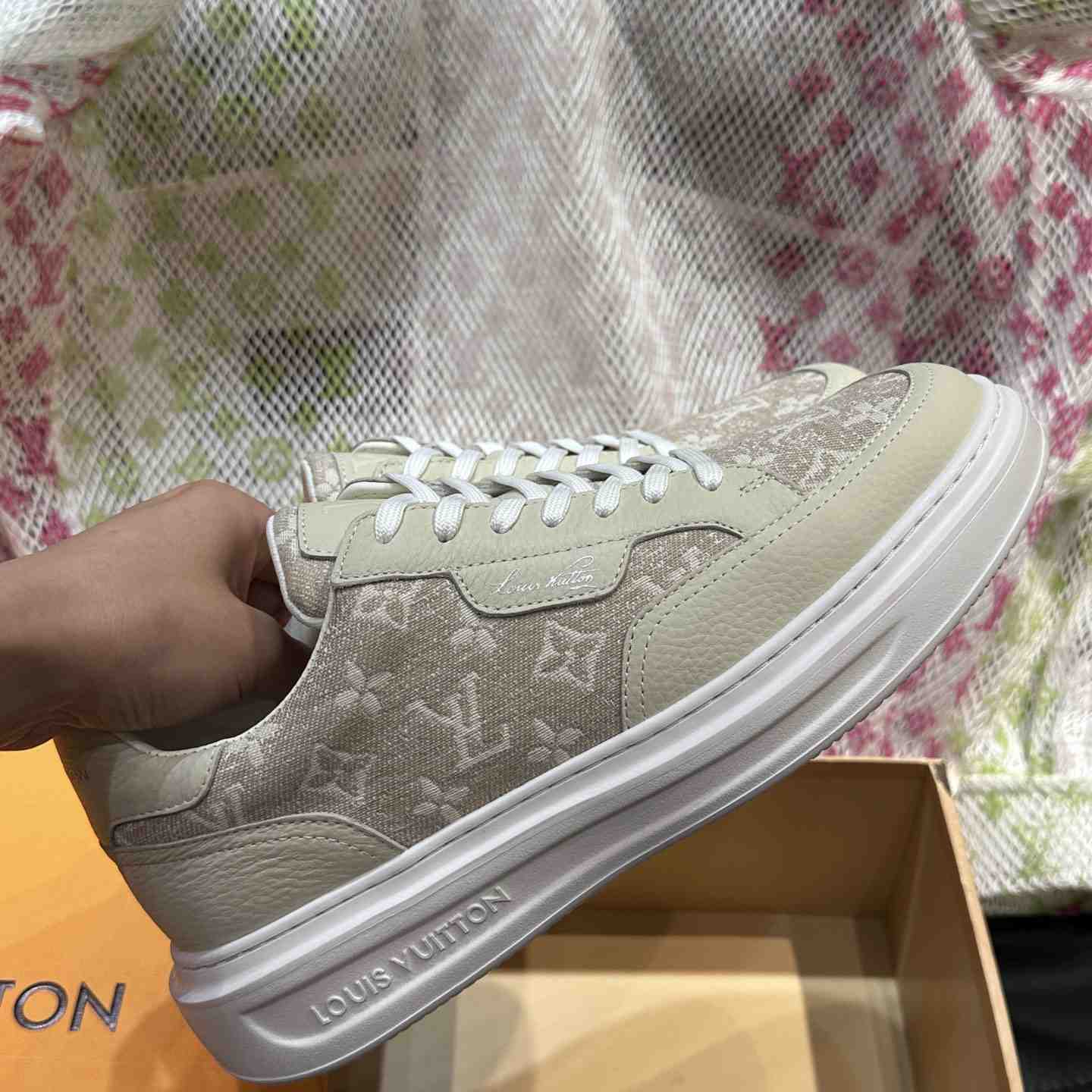 Louis Vuitton Beverly Hills Sneaker   - DesignerGu