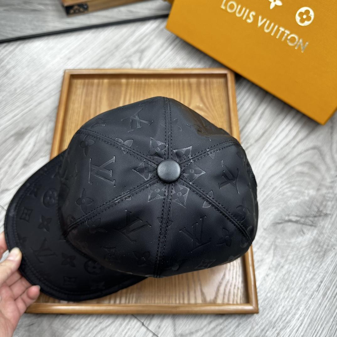 Louis Vuitton Monoragm Cap - DesignerGu