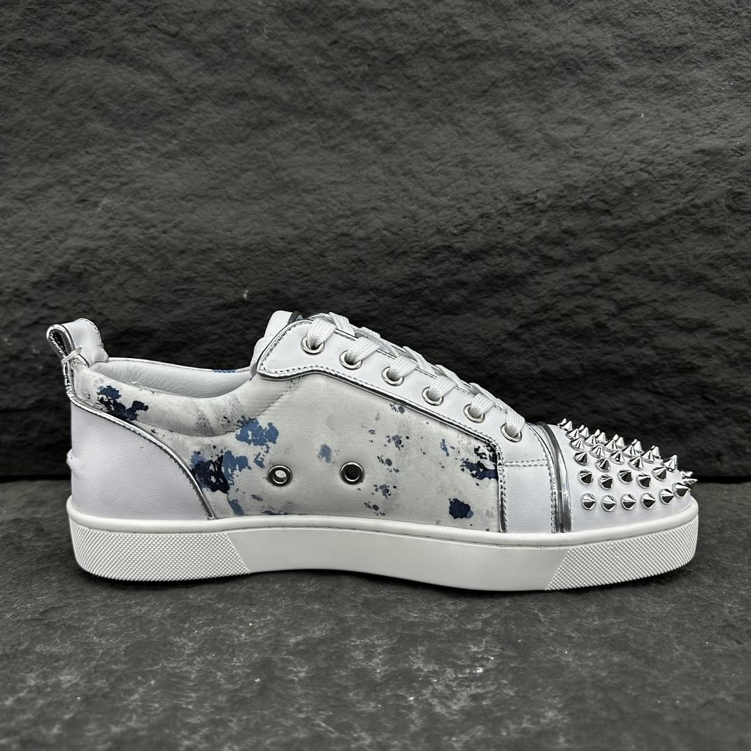 Christian Louboutin Louis Junior Spikes Leather Sneakers - DesignerGu