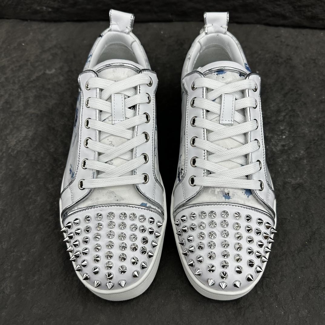 Christian Louboutin Louis Junior Spikes Leather Sneakers - DesignerGu