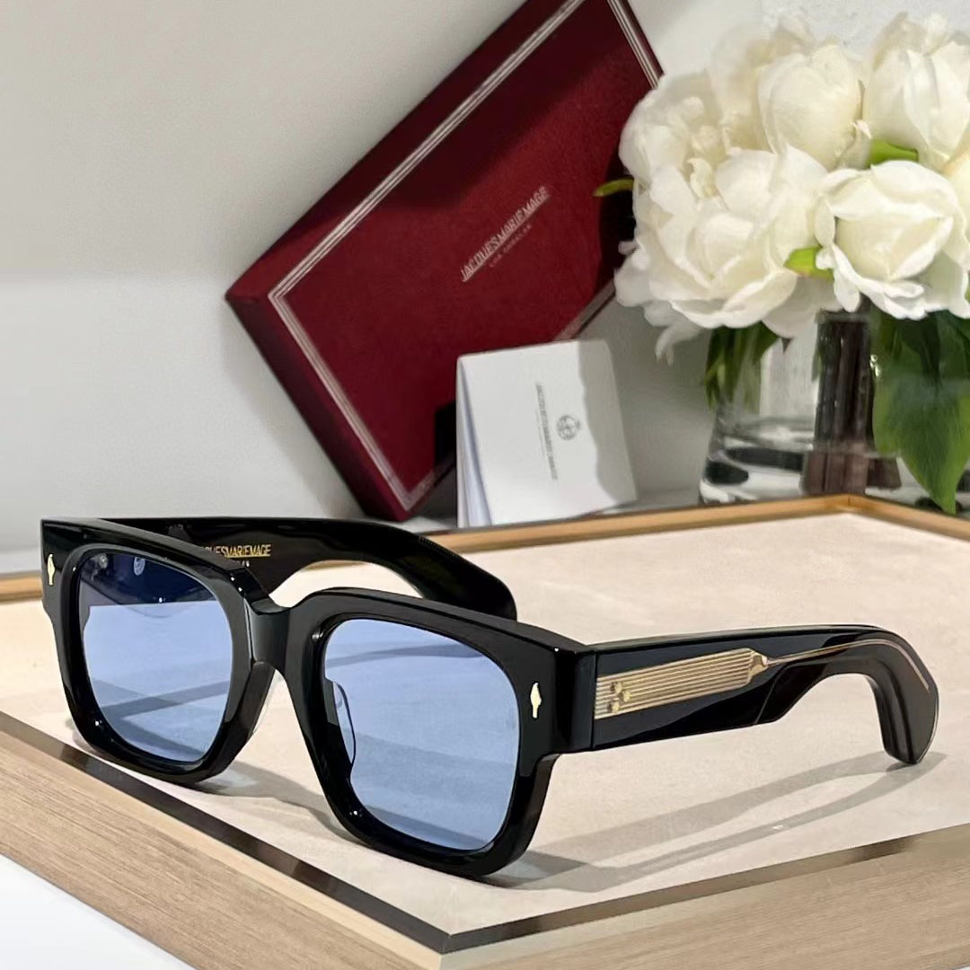 Jacquemus Sunglasses - DesignerGu