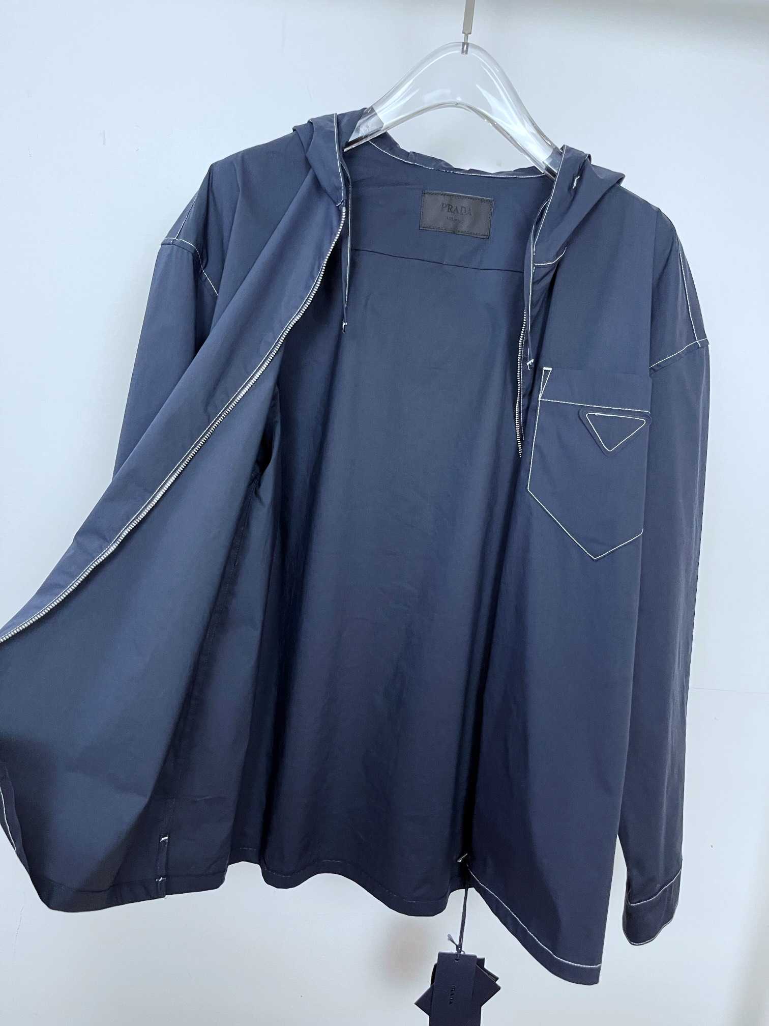 Prada Logo Zip-Up Overshirt - DesignerGu