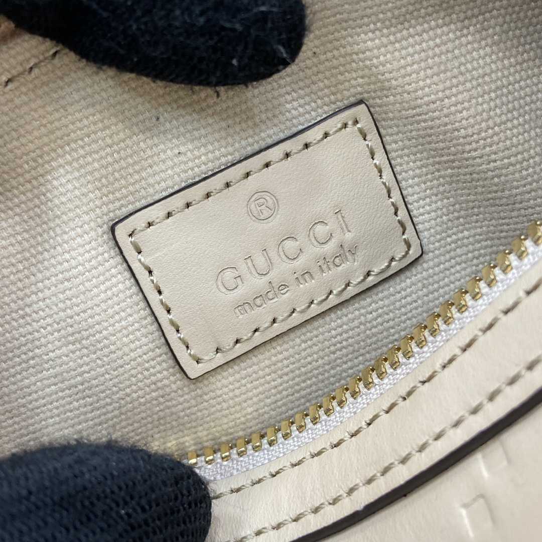 Gucci GG Super Mini Top Handle Bag - DesignerGu