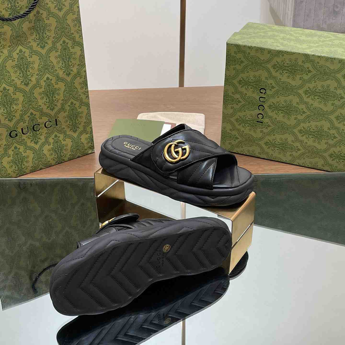 Gucci Women's Double G Slide Sandal - DesignerGu