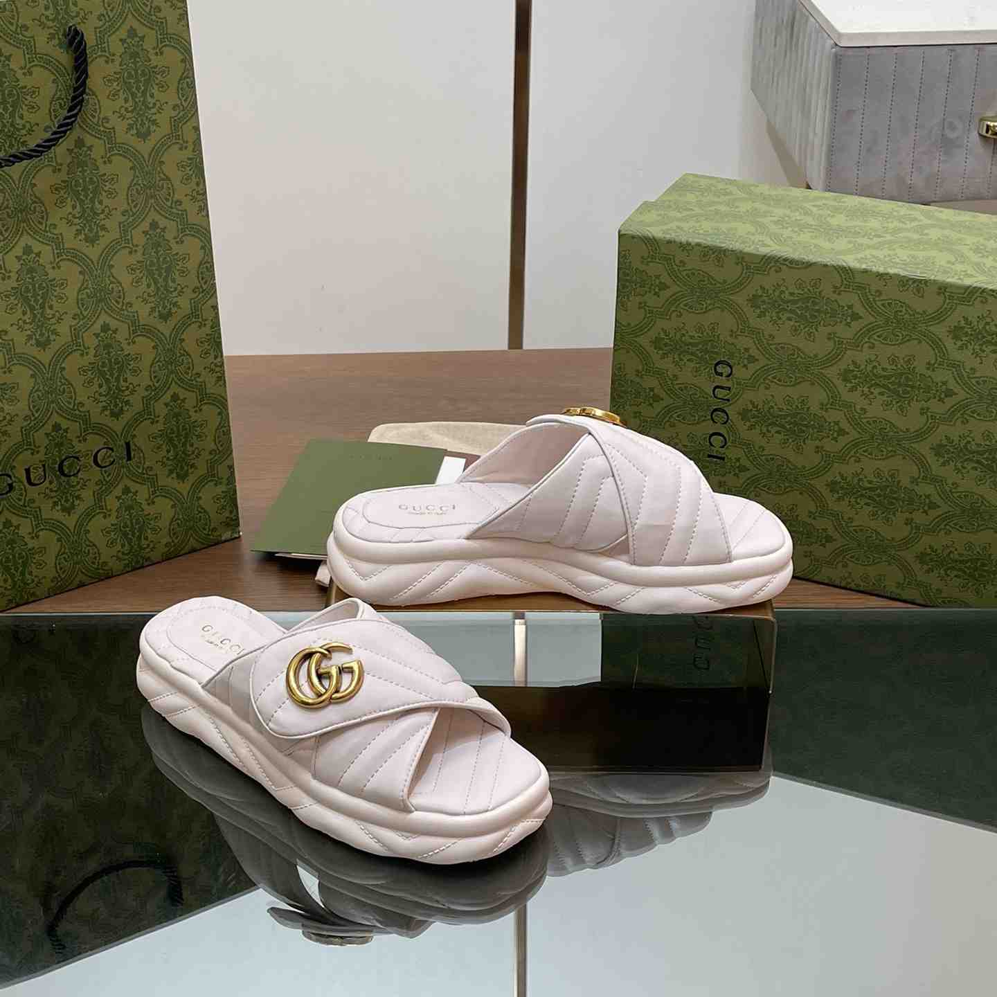 Gucci Women's Double G Slide Sandal - DesignerGu