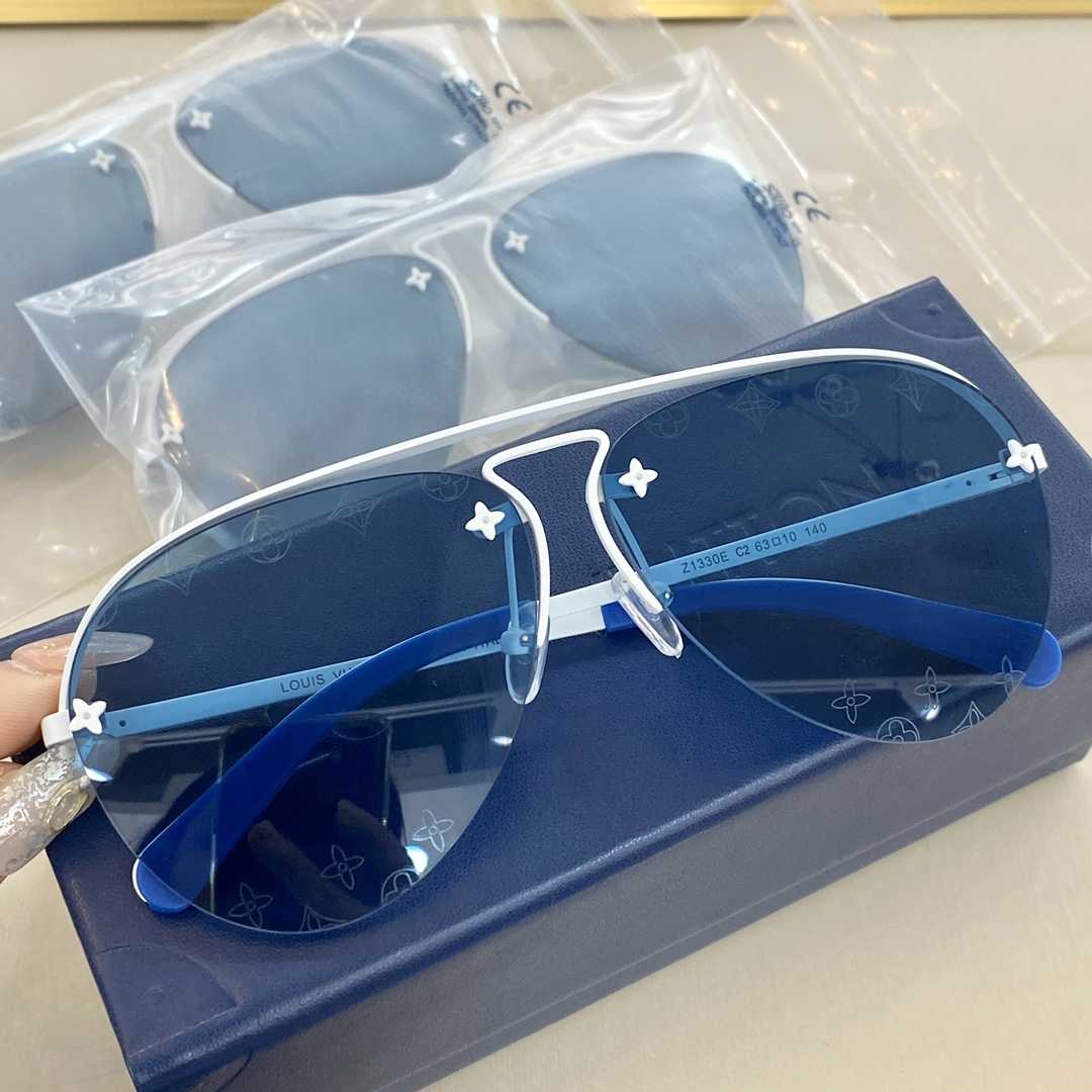 Louis Vuitton Sunglasses     - DesignerGu