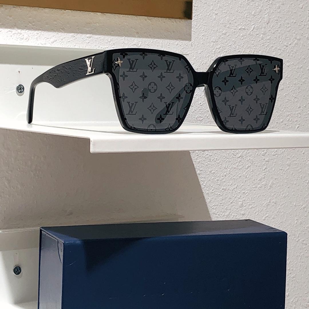 Louis Vuitton Sunglasses  Z0286 - DesignerGu