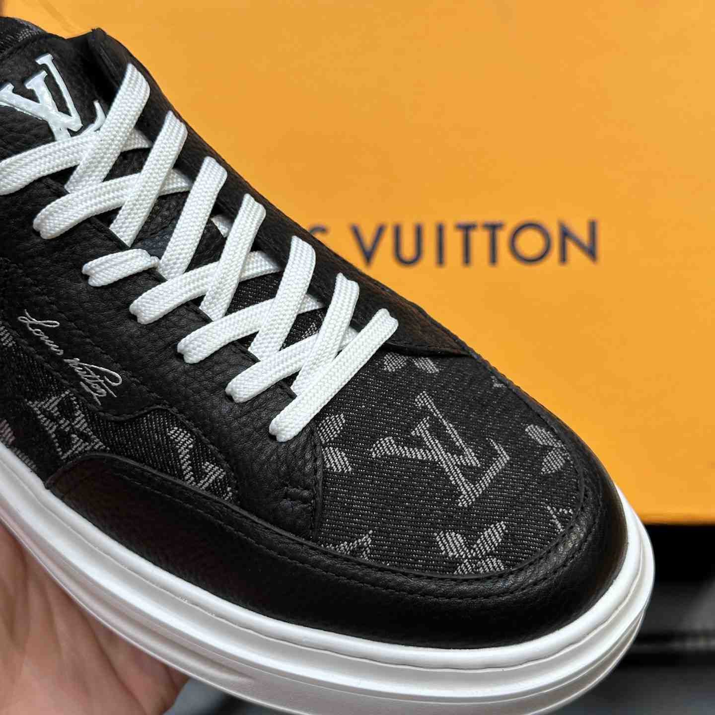 Louis Vuitton Beverly Hills Sneaker   - DesignerGu