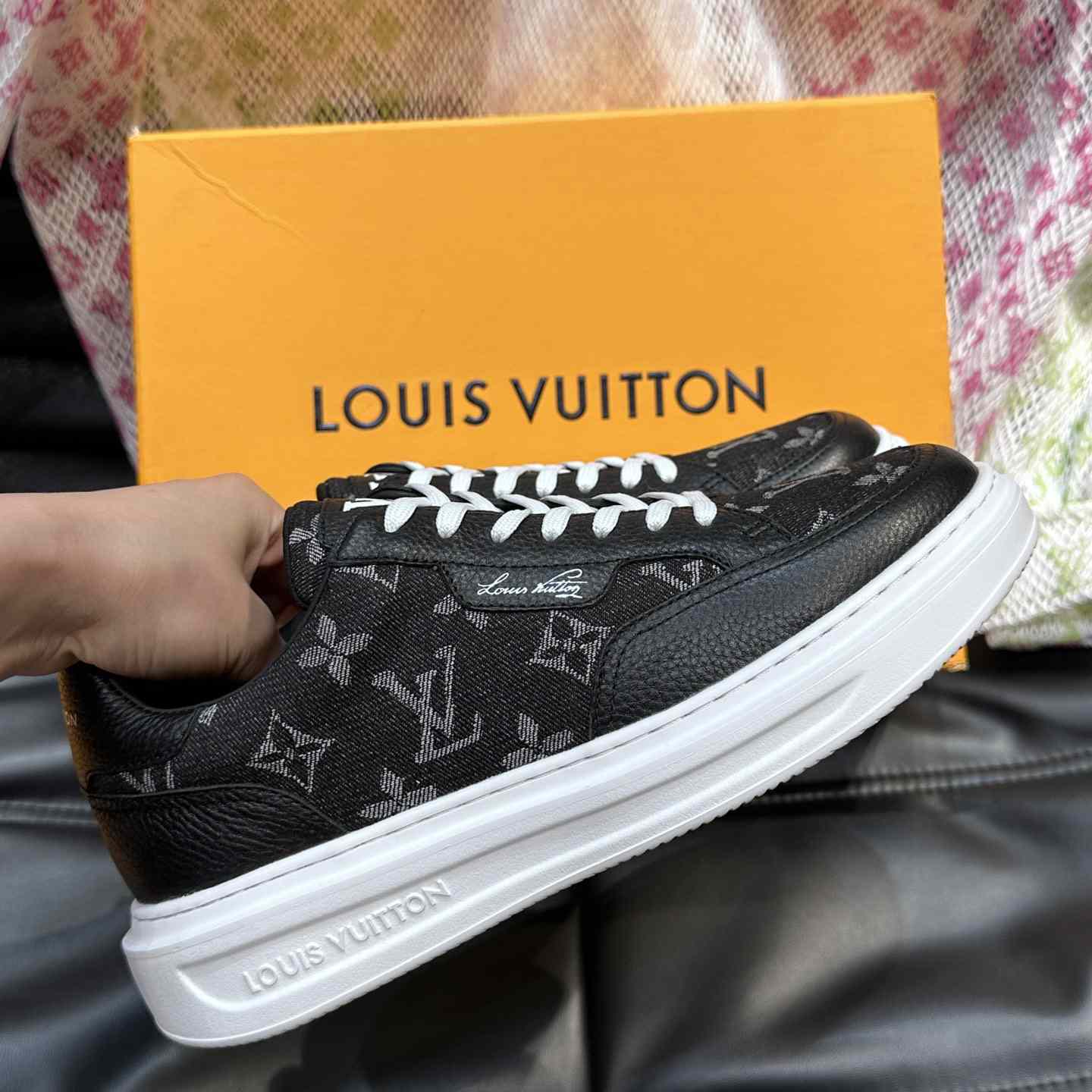 Louis Vuitton Beverly Hills Sneaker   - DesignerGu