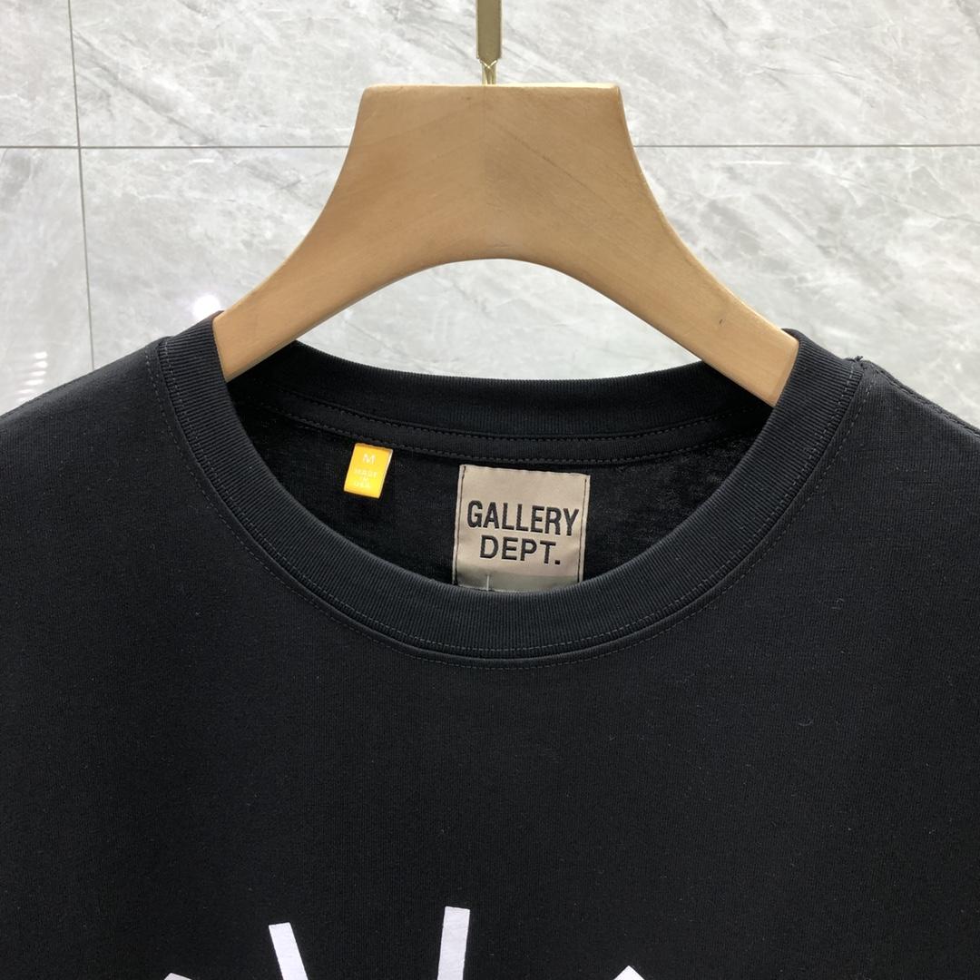 Gallery Dept. Tee - DesignerGu