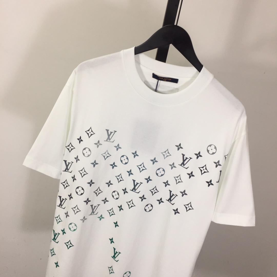 Louis Vuitton Monogram T-shirt In White - DesignerGu