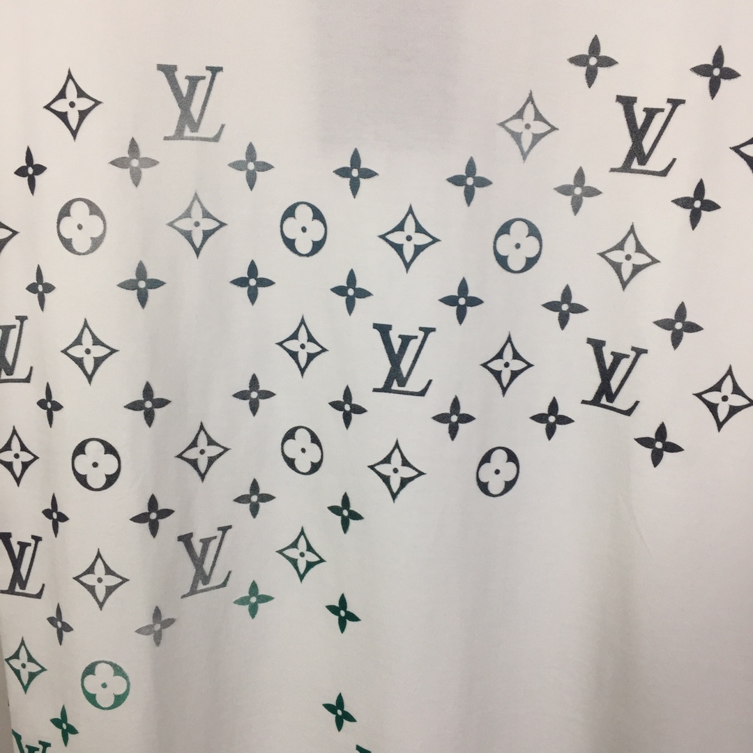 Louis Vuitton Monogram T-shirt In White - DesignerGu