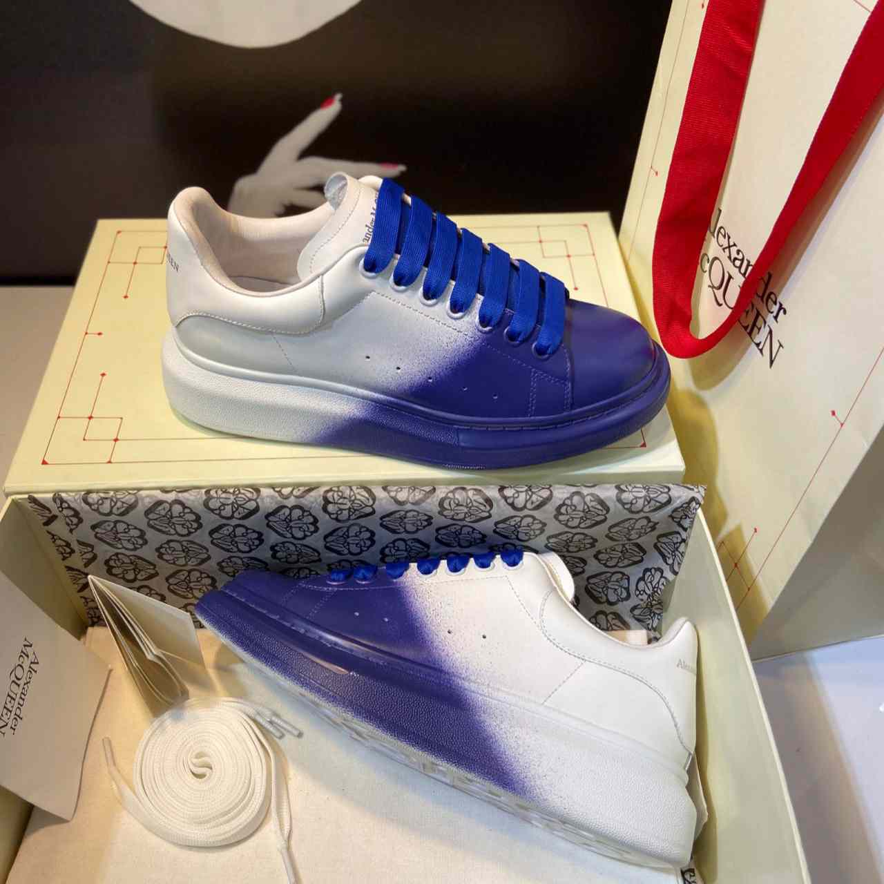 Alexander Mqueen Oversized Sneakers - DesignerGu