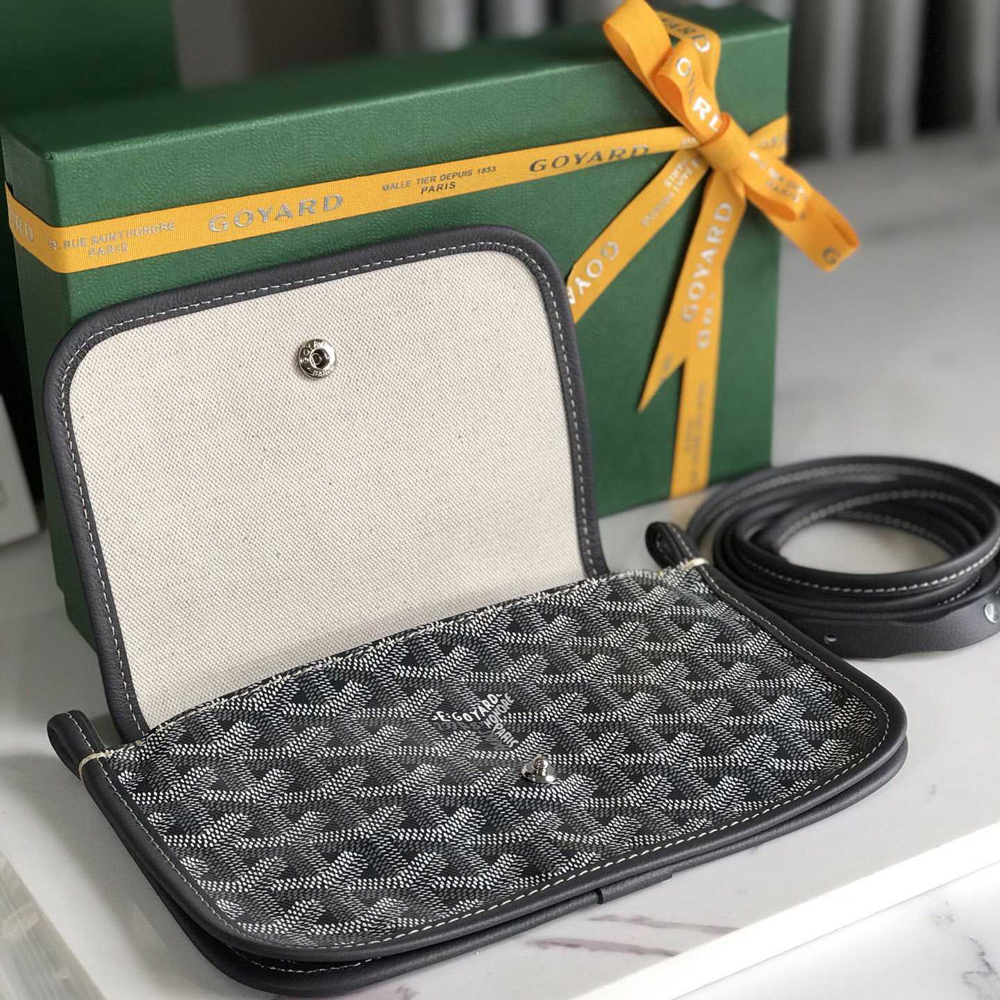 Goyard Plumet Pocket Wallet - DesignerGu