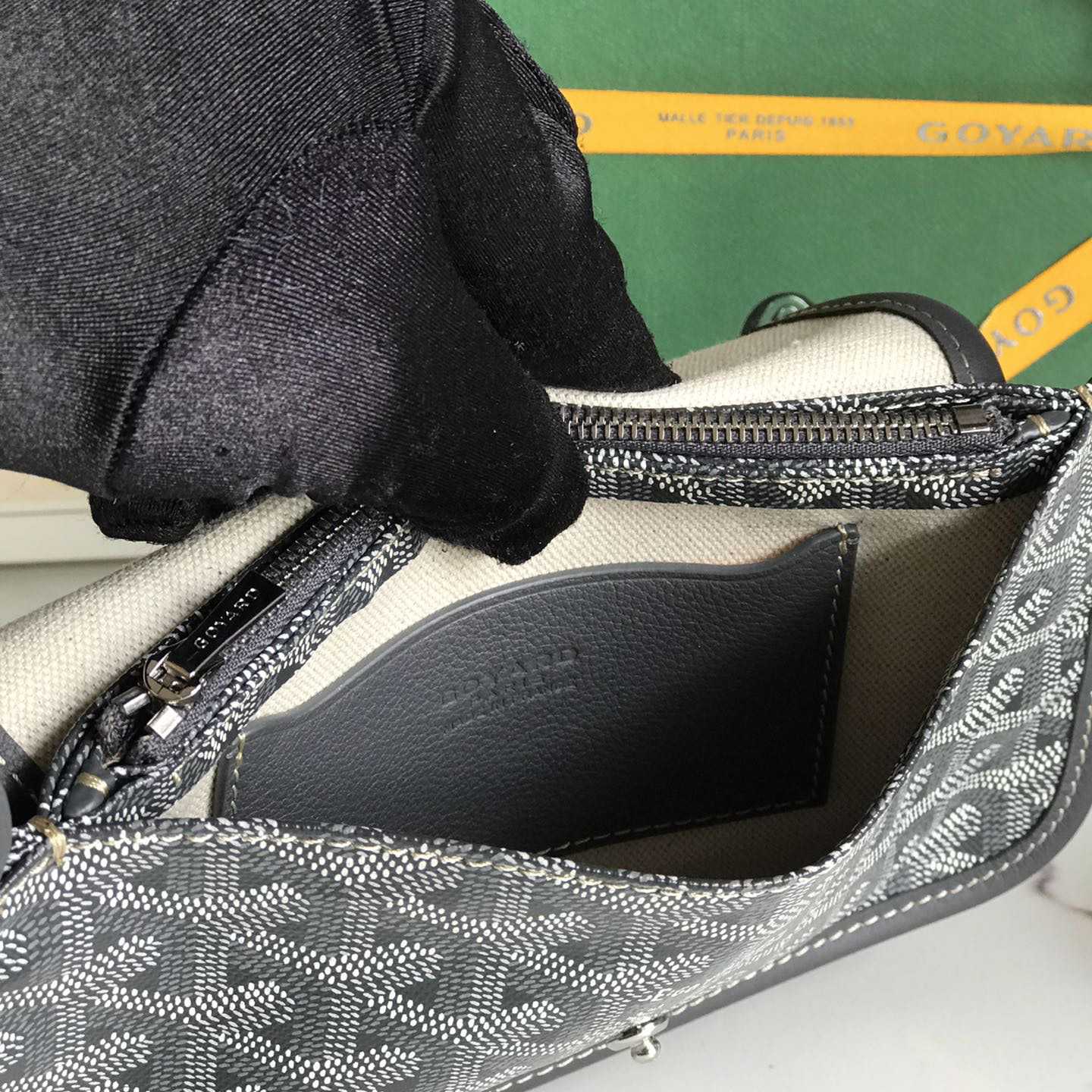 Goyard Plumet Pocket Wallet - DesignerGu