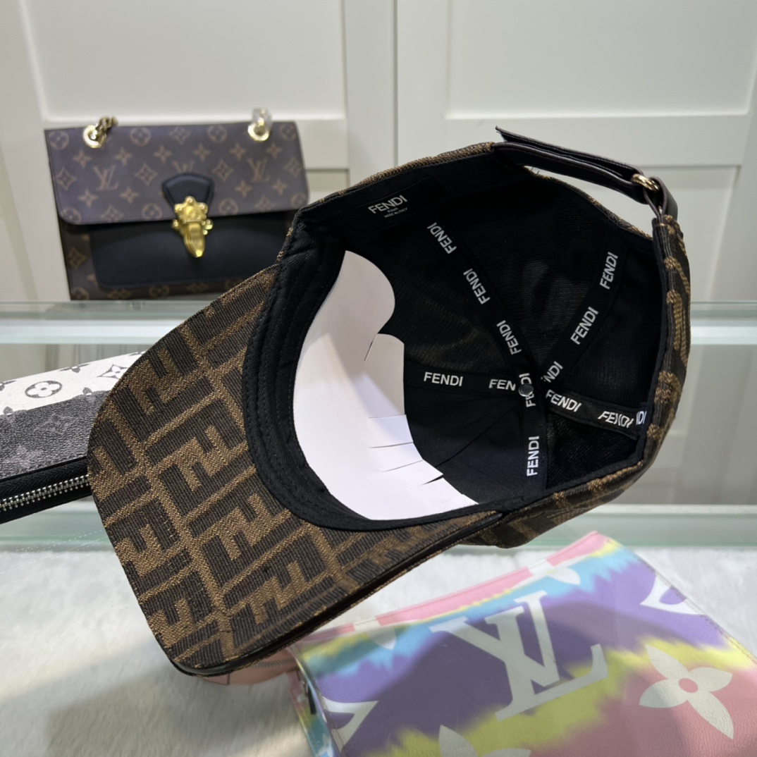 Fendi FF  Logo Baseball Cap - DesignerGu